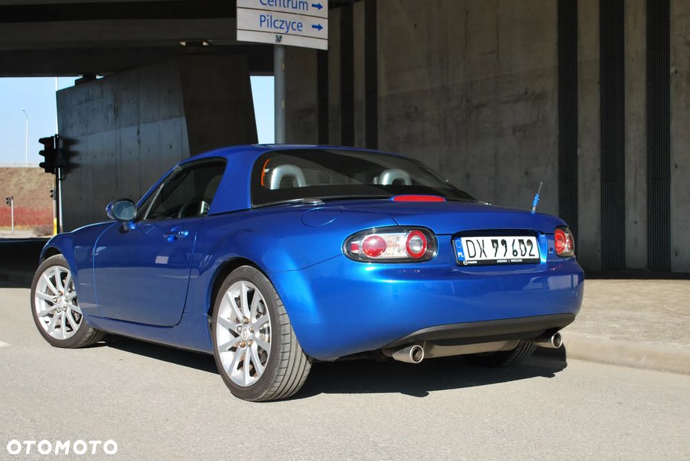Mazda MX-5 2.0 MZR Sports-Line - 2