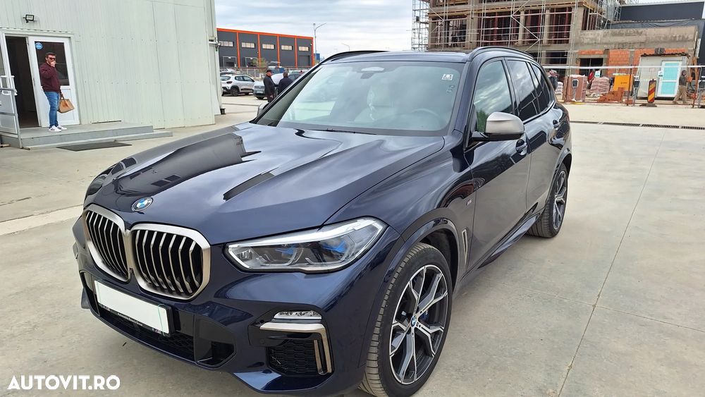 BMW X5 M M50i - 6