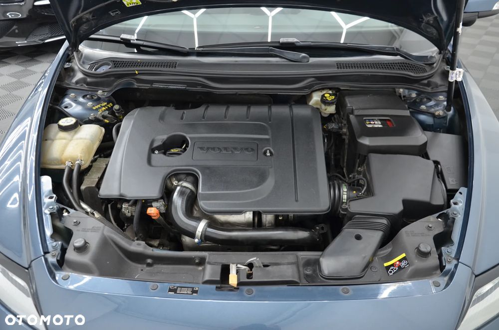 Volvo V50 1.6D DPF DRIVe - 24
