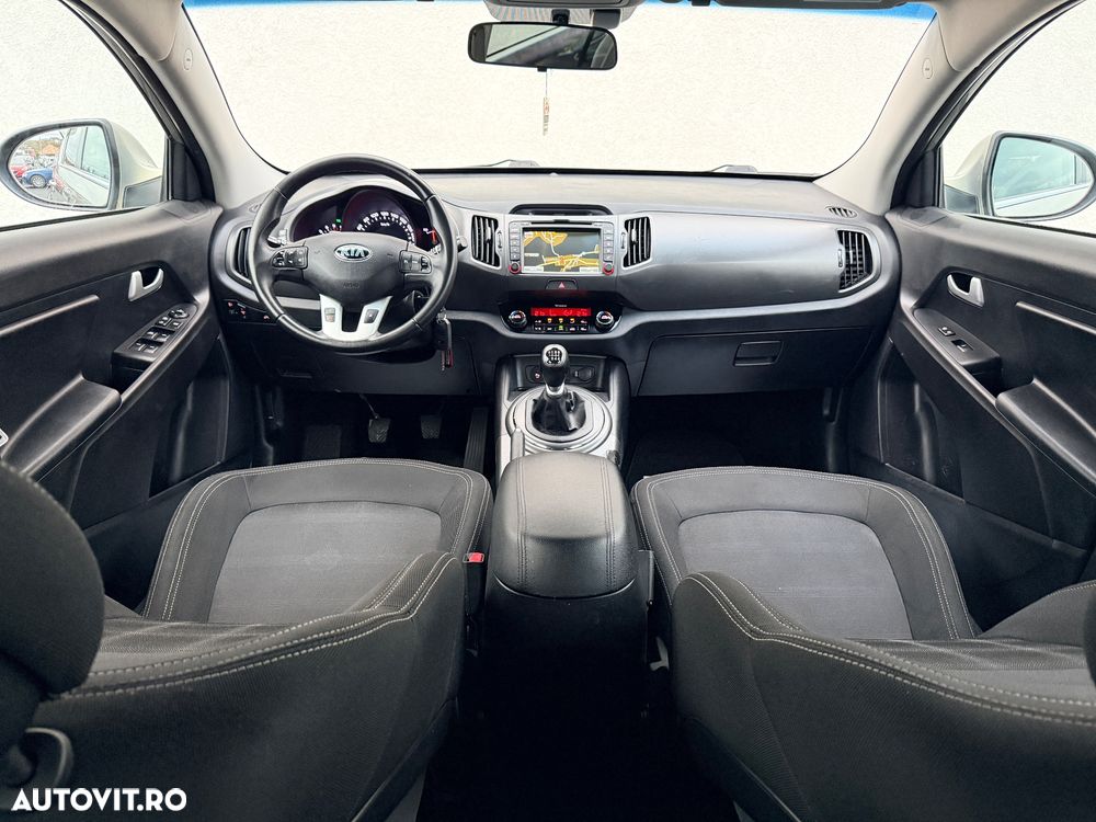 Kia Sportage 1.7 CRDI 2WD Dream-Team Edition - 6