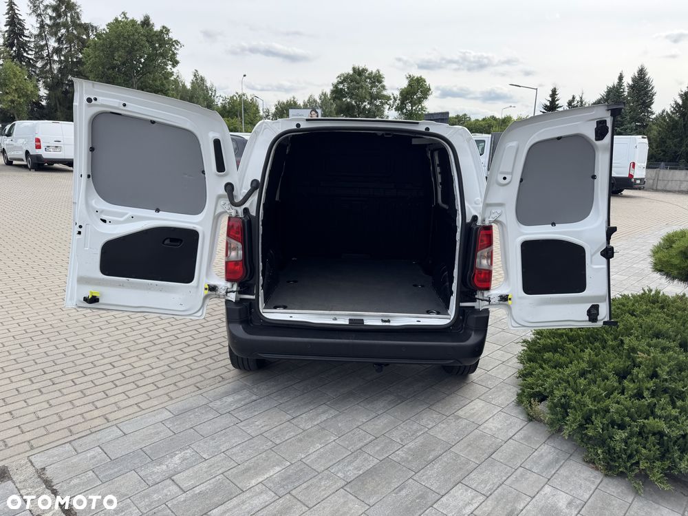 Toyota Proace City - 9