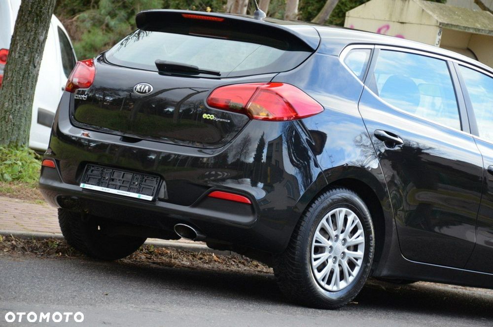 Kia Ceed - 13