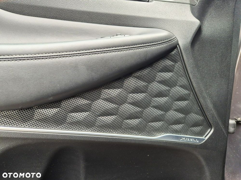 Hyundai Santa Fe - 16