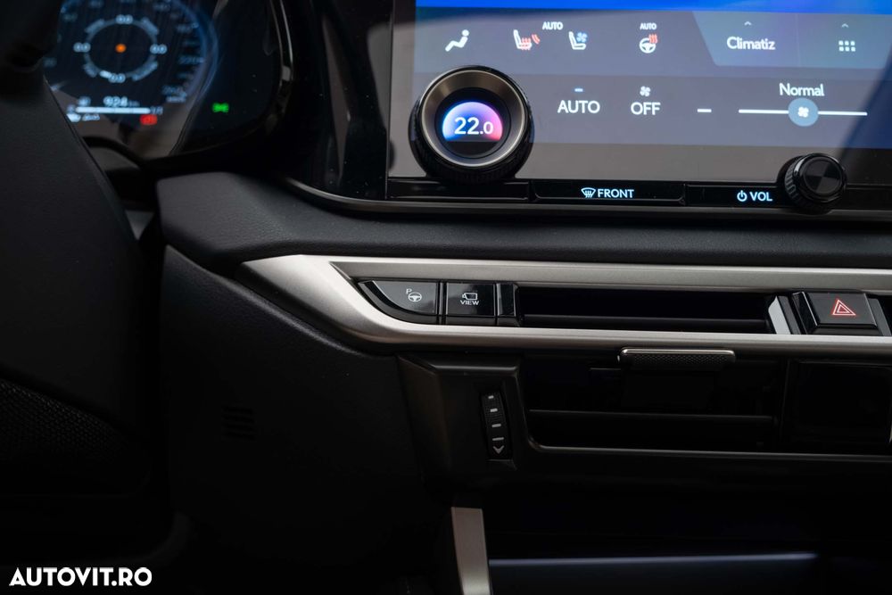Lexus Seria RX 450h+ E-Four PHEV Luxury - 16