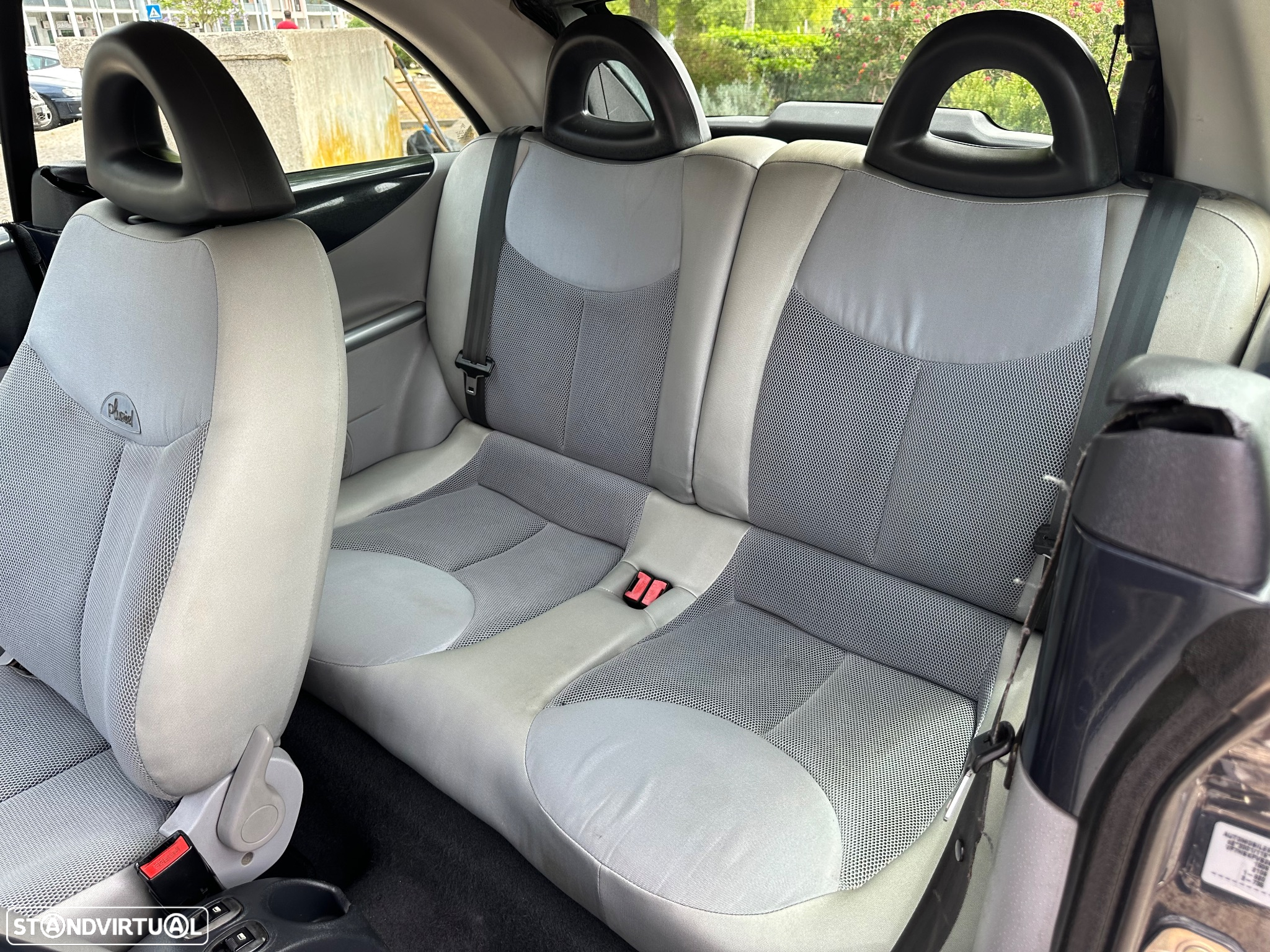 Citroën C3 Pluriel 1.4 - 17