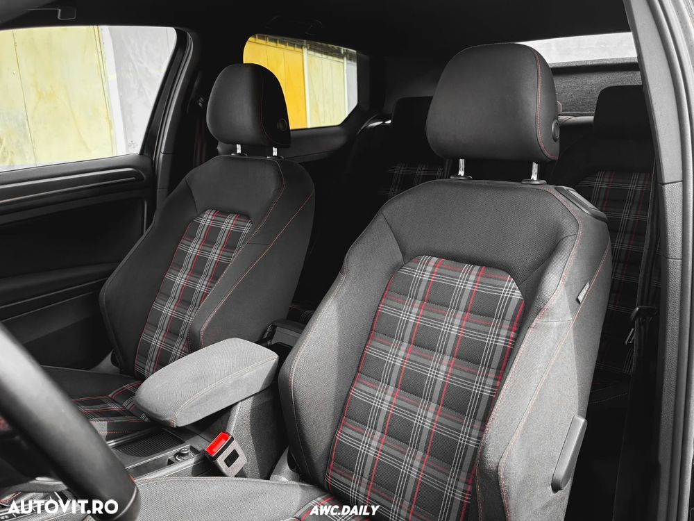 Volkswagen Golf GTI 2.0 TSI OPF Performance - 6