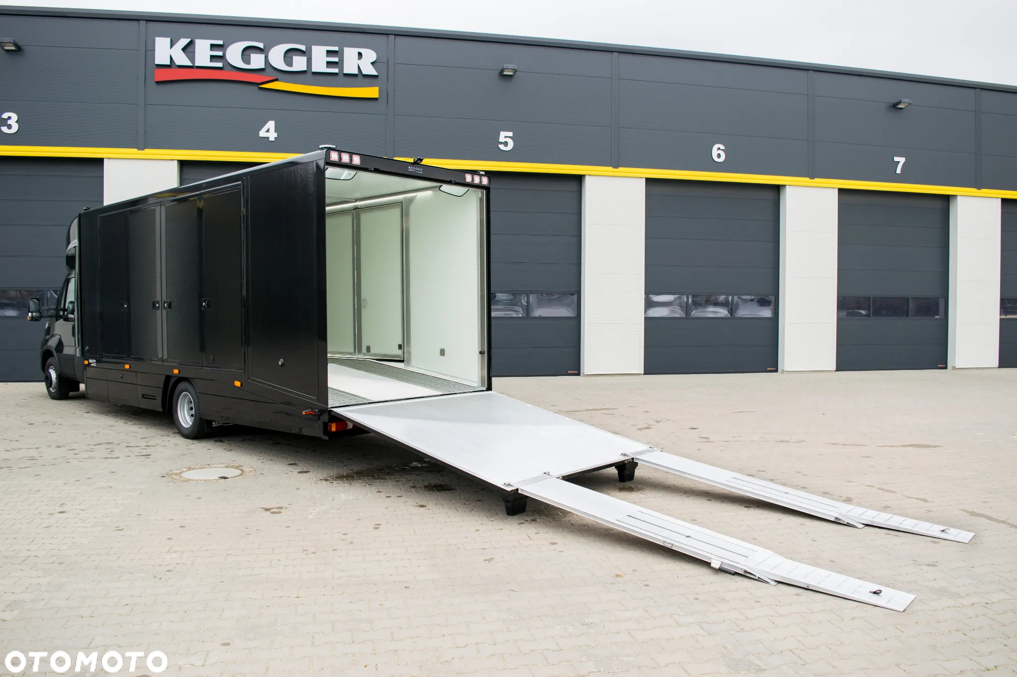 Iveco DAILY 72C18 Autokontener - 11