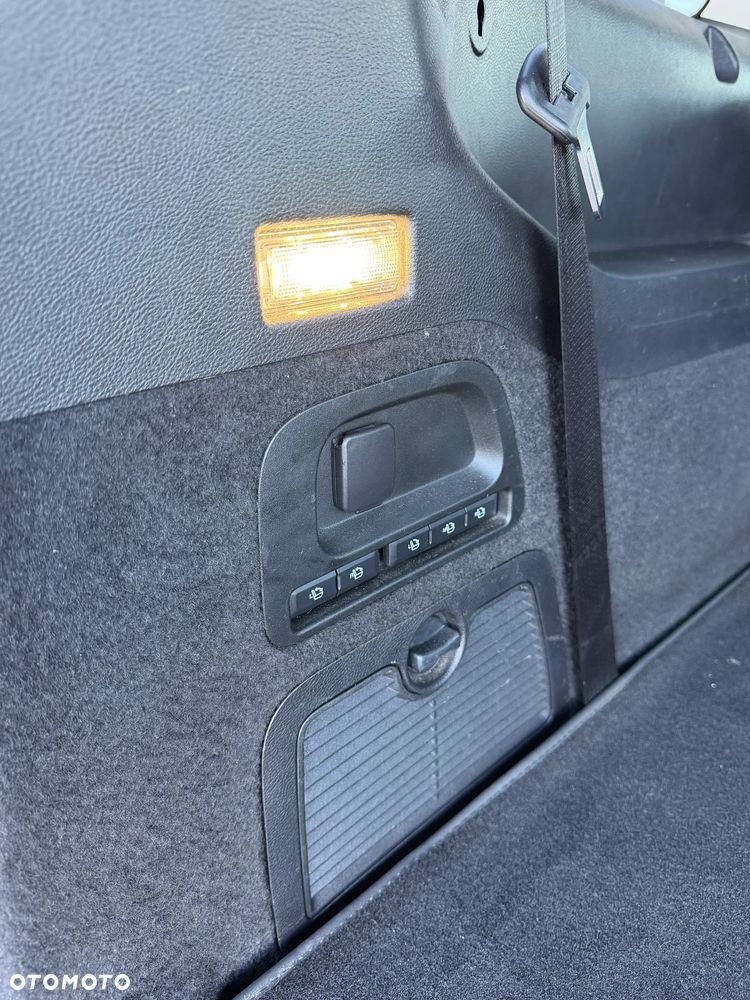 Ford Galaxy 2.0 EcoBlue Titanium - 30