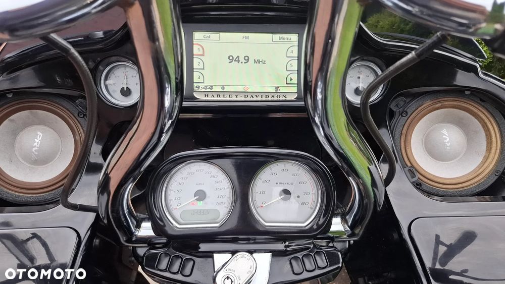 Harley-Davidson Touring Road Glide - 22