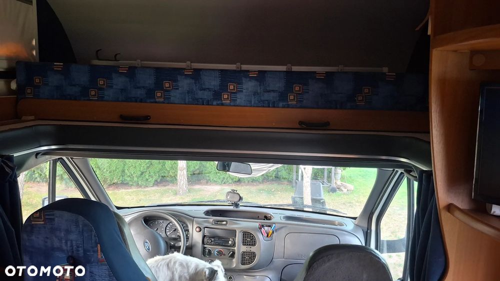 Ford Transit - 13