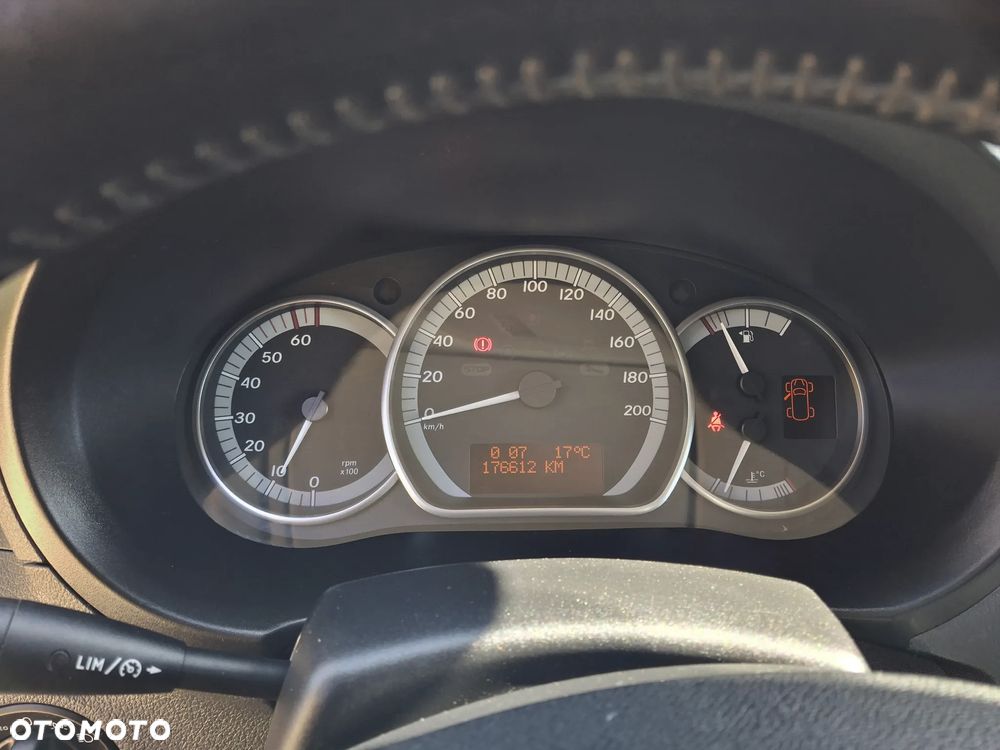 Mercedes-Benz CITAN - 21