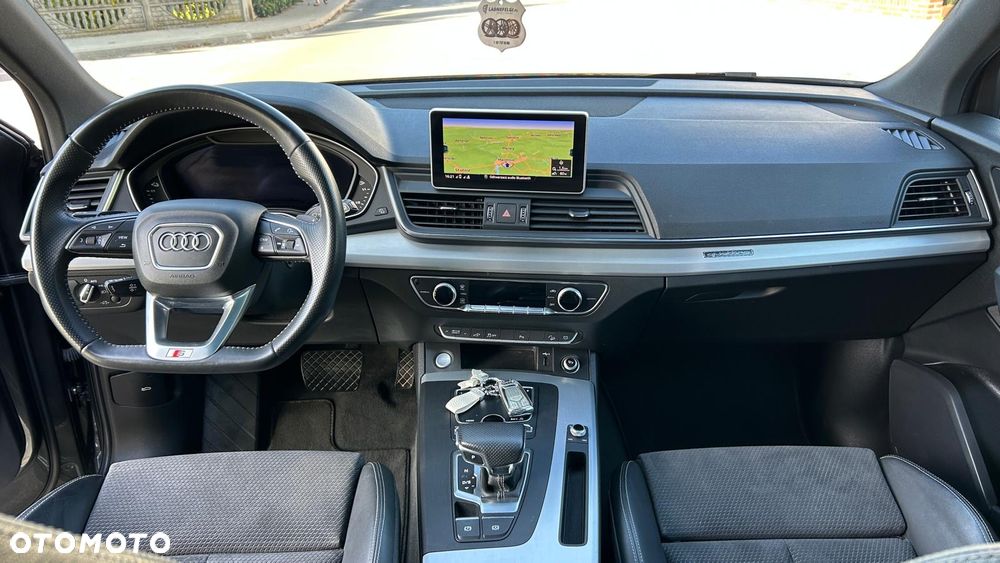 Audi Q5 50 TFSI e quattro S tronic design - 13