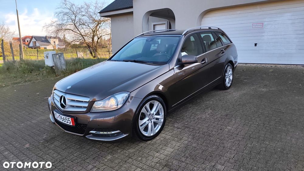 Mercedes-Benz Klasa C 220 (BlueTEC) d BlueEFFICIENCY Edition 7G-TRONIC Avantgarde - 40