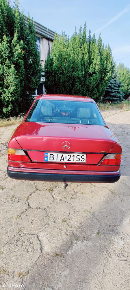 Mercedes-Benz W124 (1984-1993) - 23