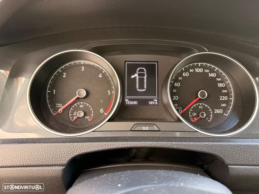 VW Golf Variant 1.6 TDi Confortline DSG - 7