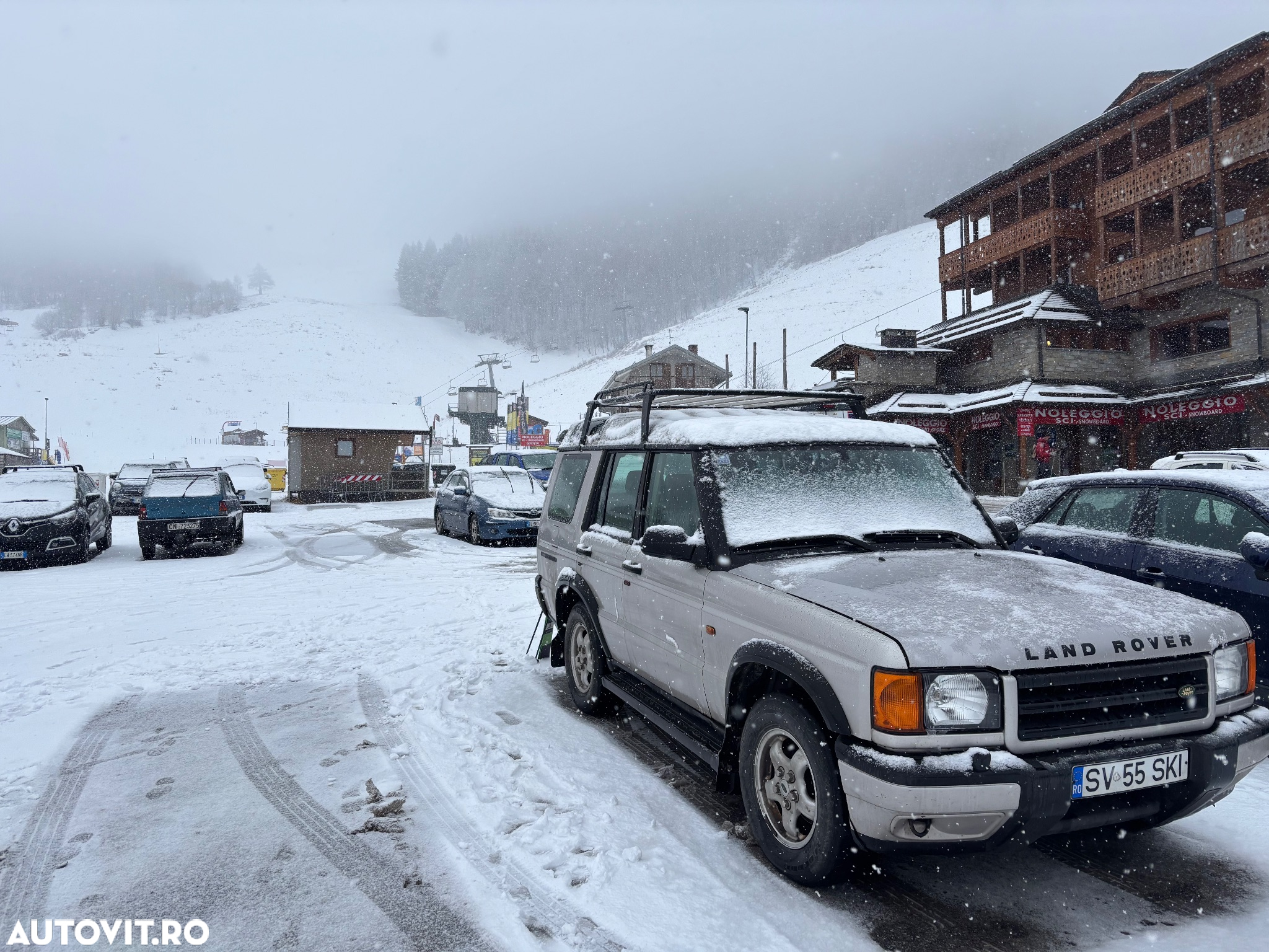 Land Rover Discovery - 3