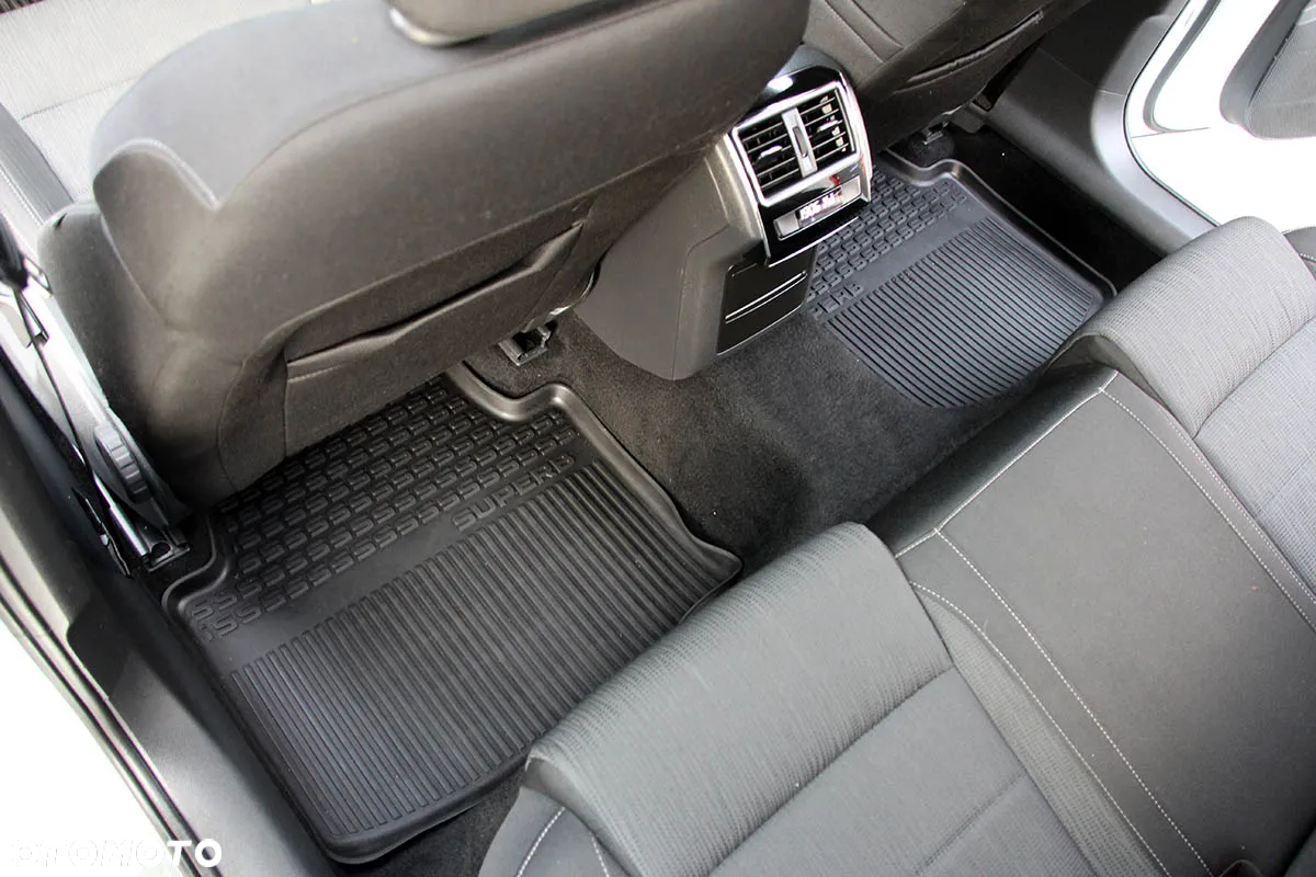 Skoda Superb Combi 2.0 TDI Style - 30
