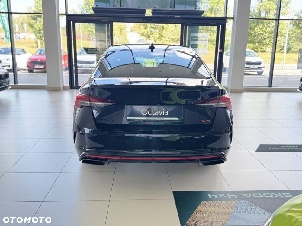 Skoda Octavia 2.0 TSI RS DSG - 9
