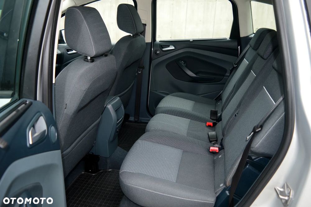 Ford C-MAX - 11