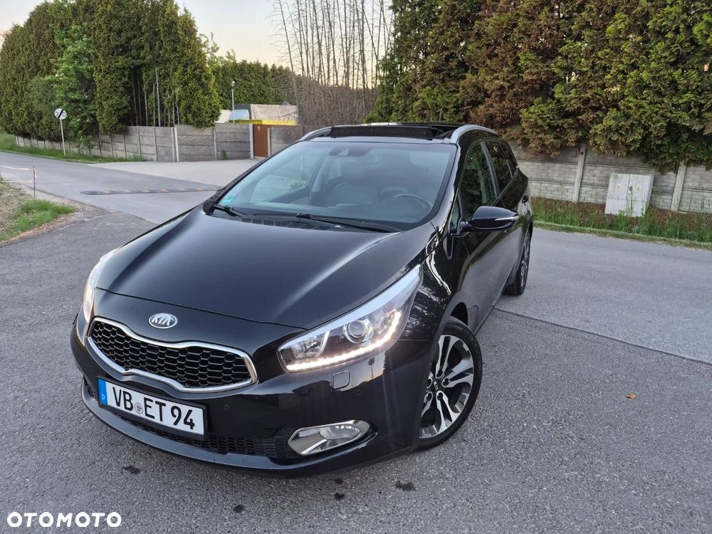 Kia Ceed 1.6 CRDi 128 Platinum Edition - 11