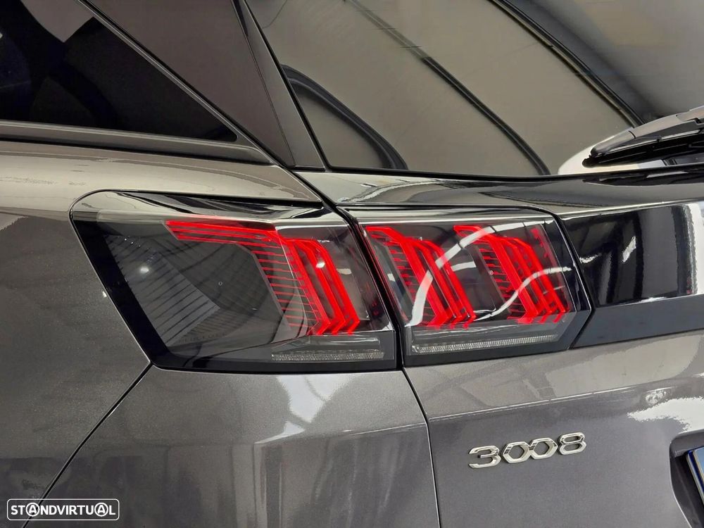 Peugeot 3008 1.6 Hybrid Allure e-EAT8 - 15