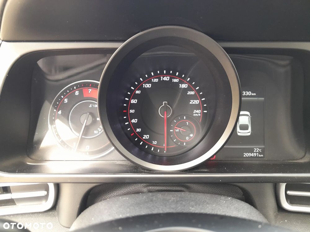 Hyundai Elantra 1.6 Modern - 19