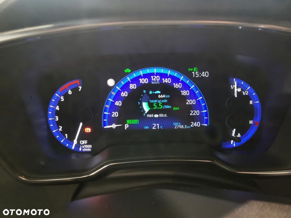 Toyota Corolla - 13