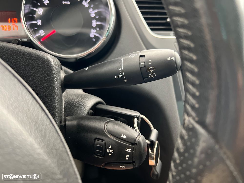 Peugeot 5008 1.6 BlueHDi Style - 20