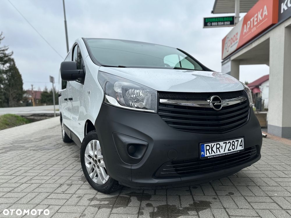 Opel Vivaro - 22