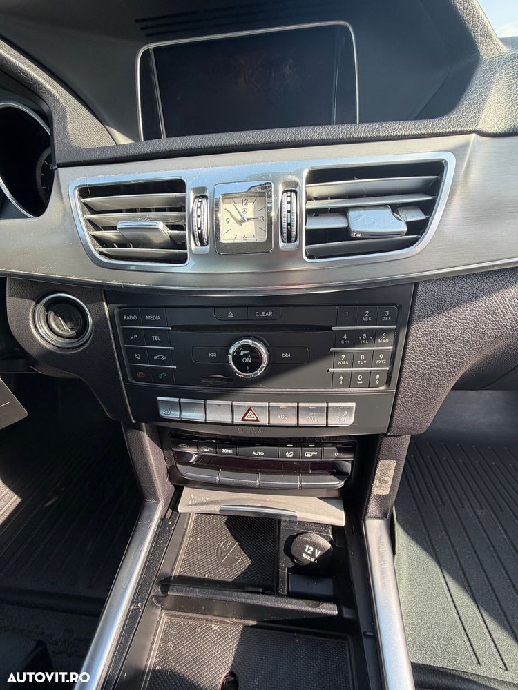 Mercedes-Benz E - 15