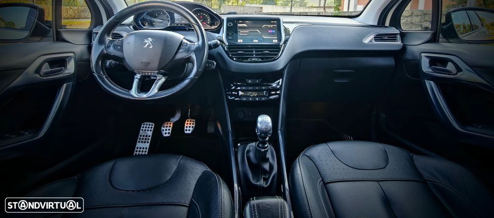 Peugeot 2008 BlueHDi FAP 120 STOP & START GT-Line Edition - 13
