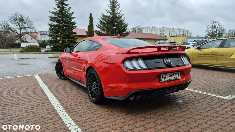 Ford Mustang - 8