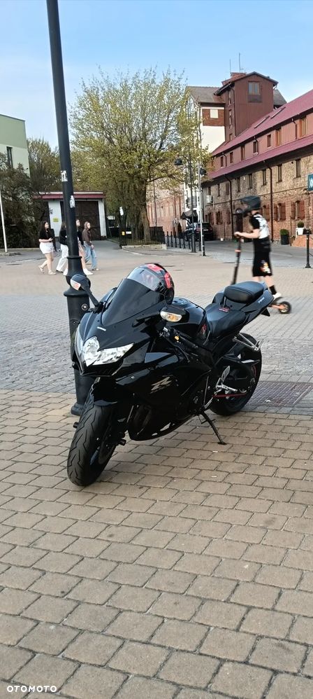 Suzuki GSX-R - 2