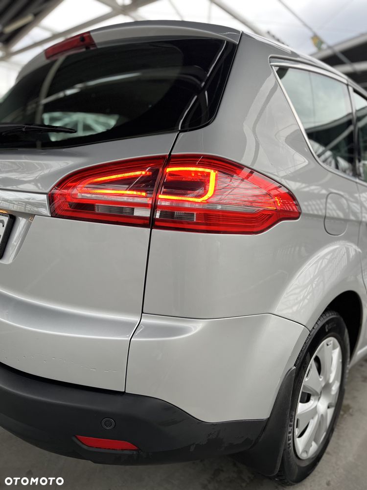 Ford S-Max 2.0 TDCi DPF Titanium - 13