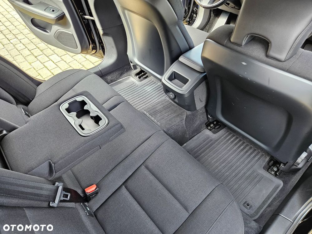 Volvo V60 D4 Momentum Pro - 29