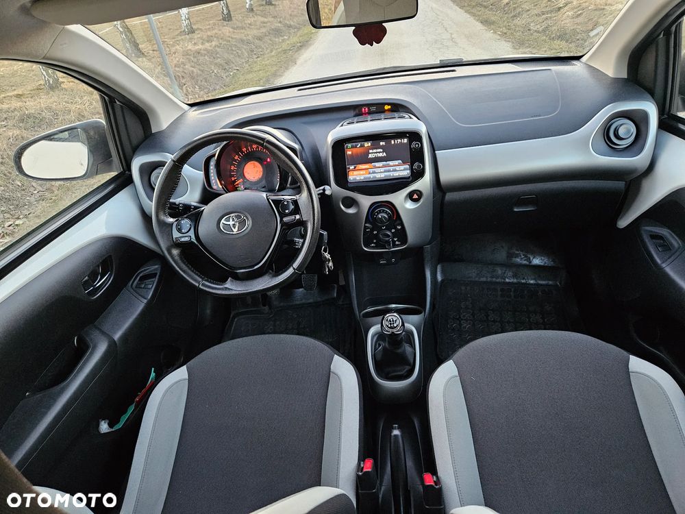 Toyota Aygo City - 7