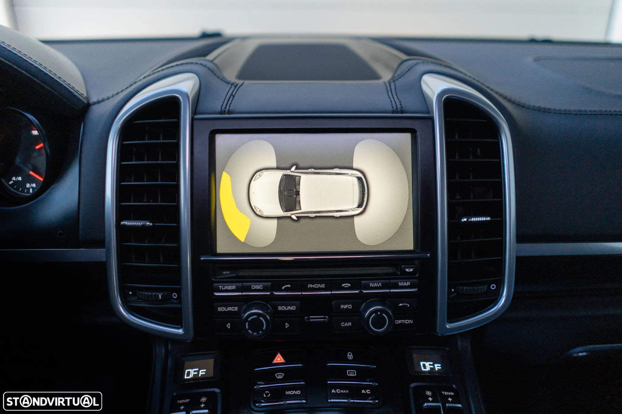 Porsche Cayenne Standard - 12