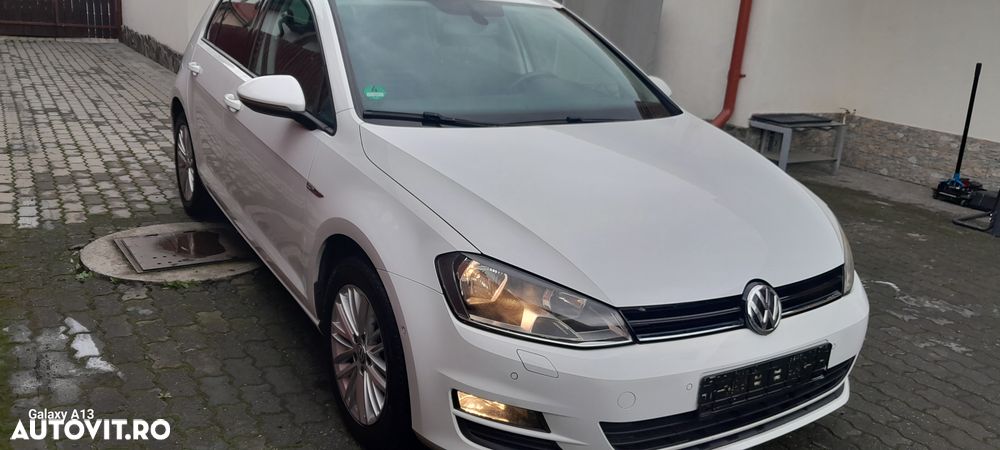 Volkswagen Golf - 24