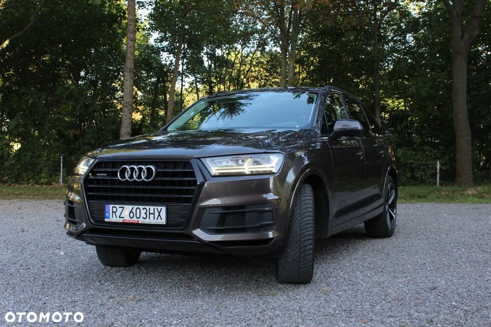 Audi Q7 - 8