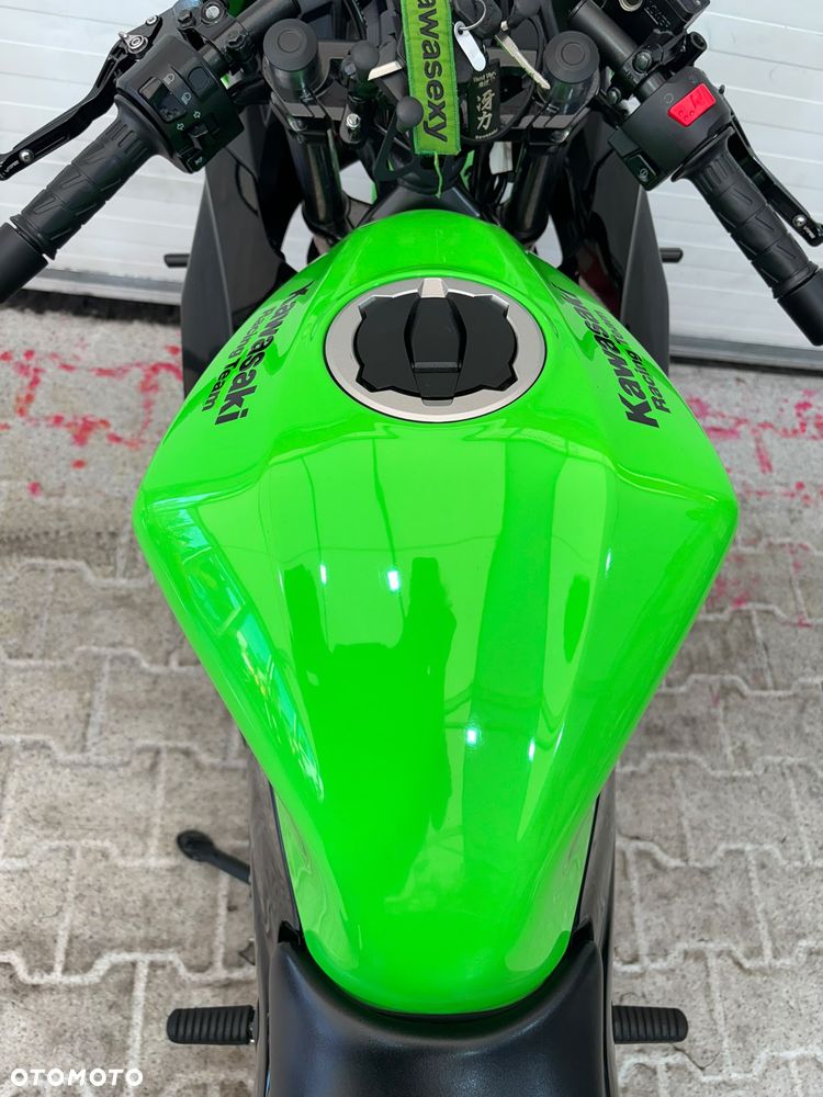 Kawasaki Ninja - 30