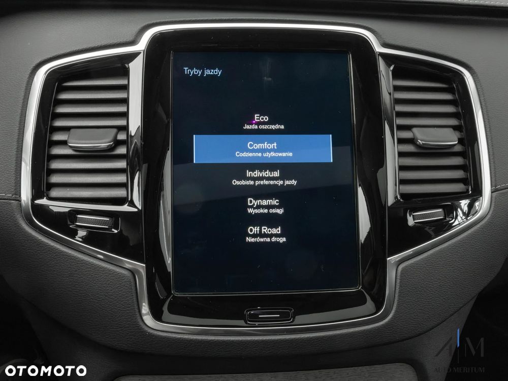 Volvo XC 90 B5 D AWD Ultimate Bright - 32