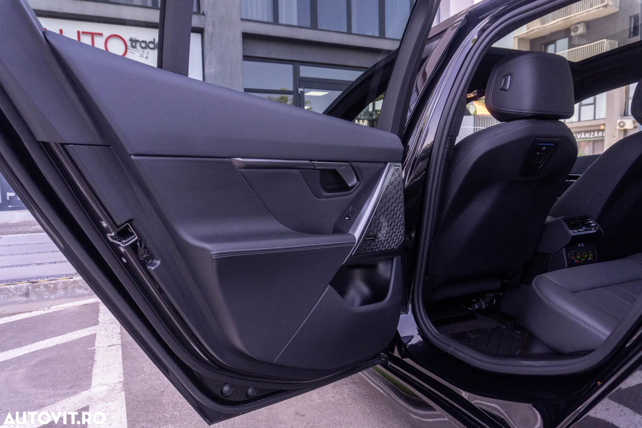 BMW Seria 5 520i Touring Aut. - 40