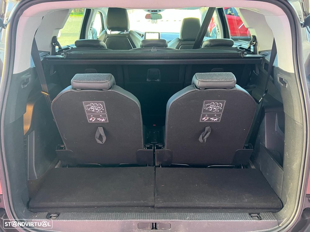 Peugeot 5008 BlueHDI 130 EAT8 Allure - 11
