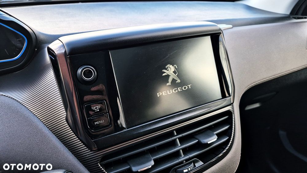 Peugeot 2008 1.6 VTi Allure - 28