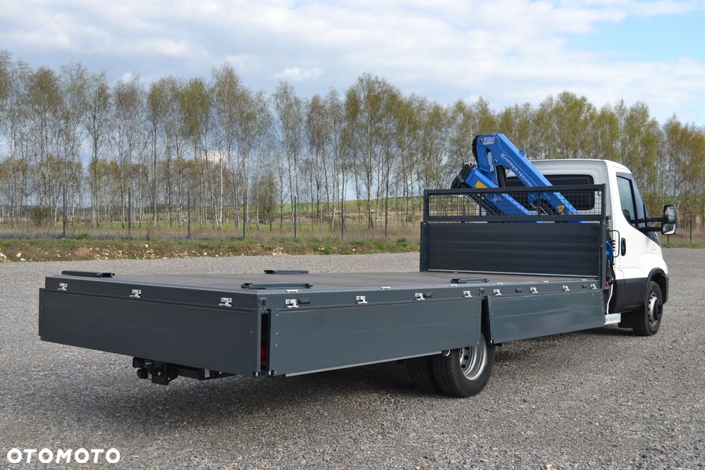 Iveco Daily 72-180 72C18 Nowy żuraw DN 4.7 Nowa Skrzynia ładunkowa 5.2 m 70C18 65C 50C 35C - 21