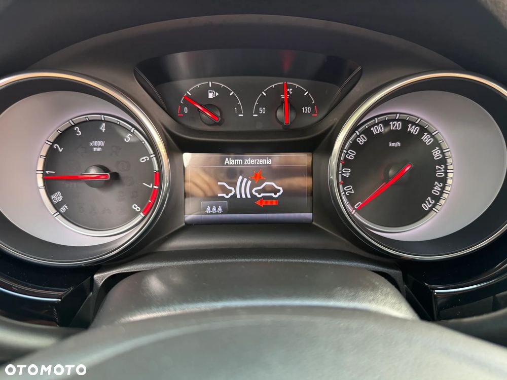 Opel Astra 1.4 Turbo Innovation - 15
