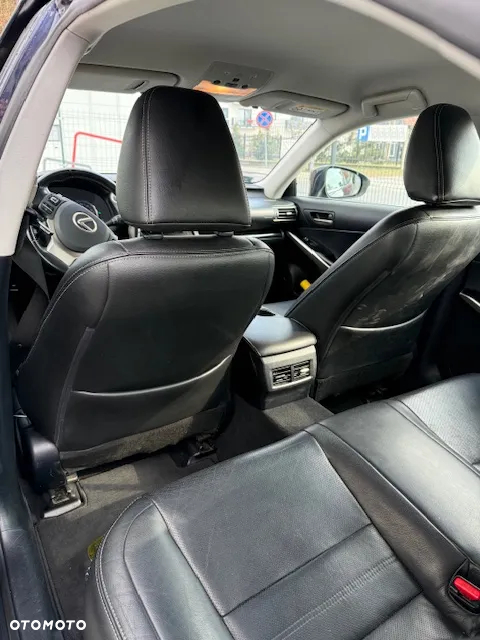 Lexus IS 200t / 300 Elegance - 4