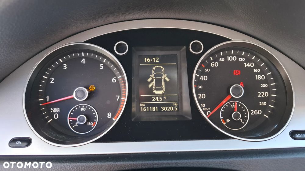 Volkswagen Passat 1.8 TSI Comfortline - 29