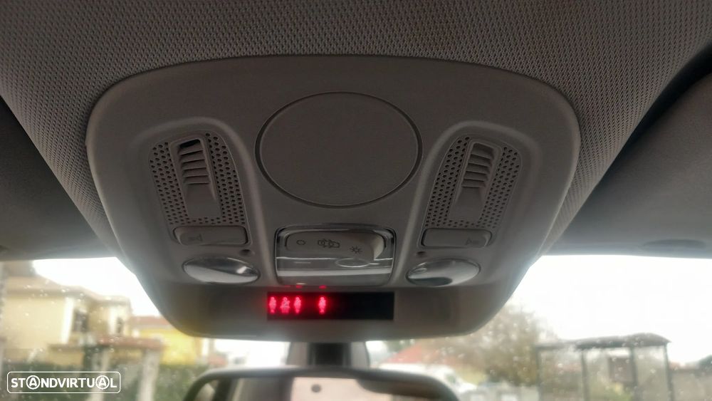 Citroën C4 1.6 HDi Exclusive - 15