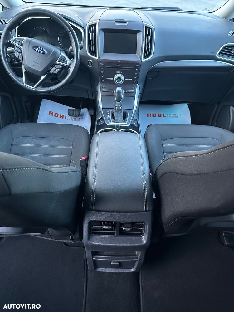 Ford Galaxy 2.0 TDCi Powershift Titanium - 34